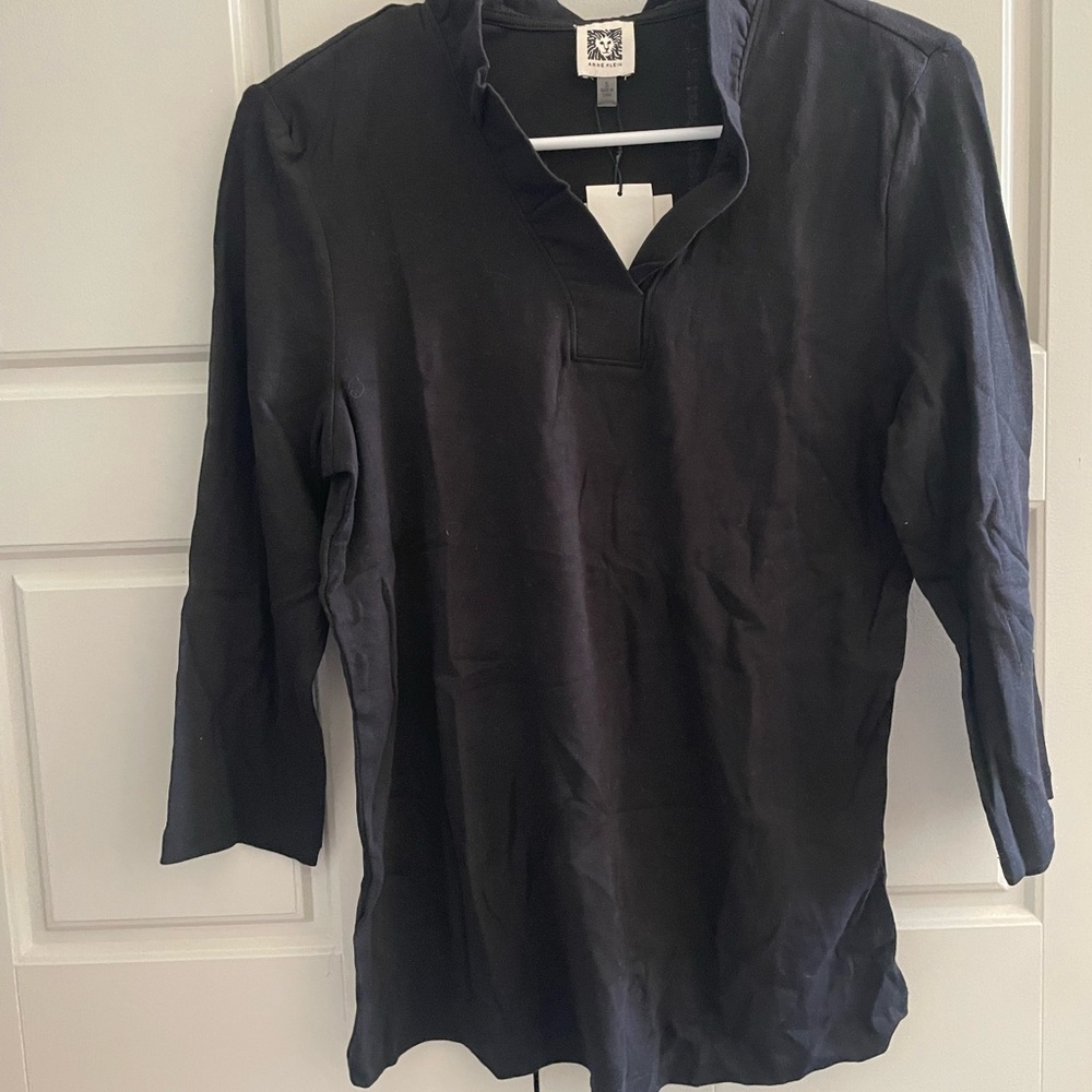 Anne Klein Classic Black Top
